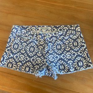 🌺 Andrew Charles Ikat Shorts- last chance!